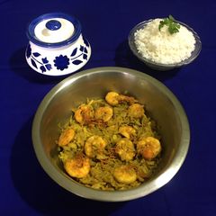 A picture of Bengali Lau Chingri / Prawn Bottle Gourd Curry.
