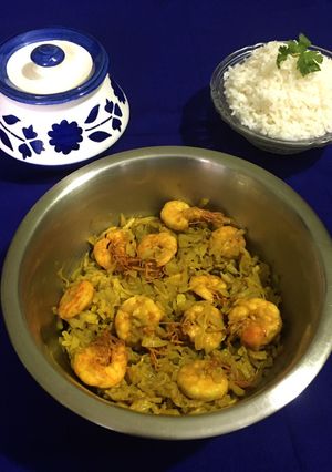 A picture of Bengali Lau Chingri / Prawn Bottle Gourd Curry.