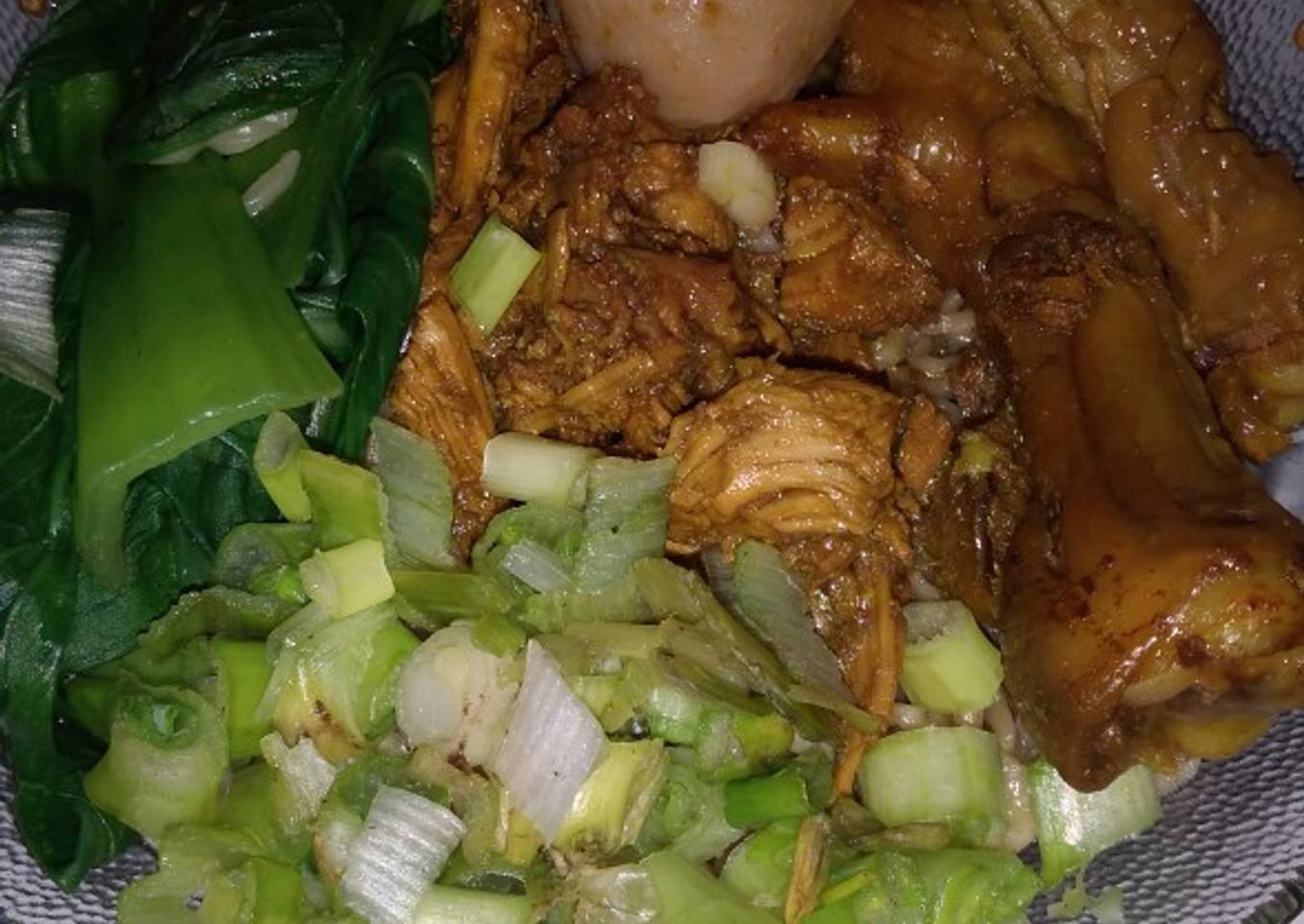 Mie ayam ceker bakso