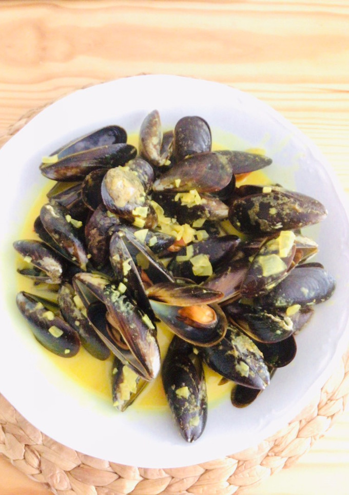 Una foto de Mejillones al curry