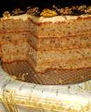 Torta de manjar y nueces para mamá