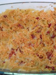 A picture of Macaroni with Bechamel Sauce and Ham.