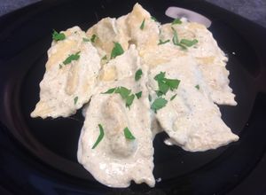 Foto principal de Raviolis con salsa de nueces