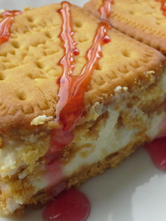Foto principal de Tarta de galleta con chocolate y queso