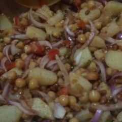 A picture of Lobia chany ki chat.