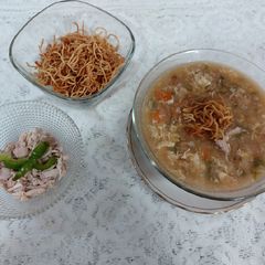 A picture of Chicken and veg hot and sour soup.
