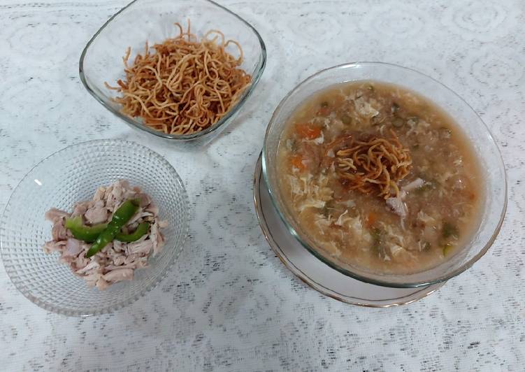 Recipe of Perfect Chicken and veg hot and sour soup