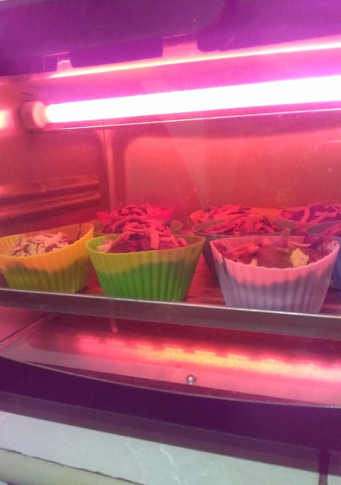 Una foto de Brownie avena y plátano (sin azúcar)