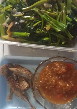 Foto resep Tumis kangkung (asin + sambal) simple