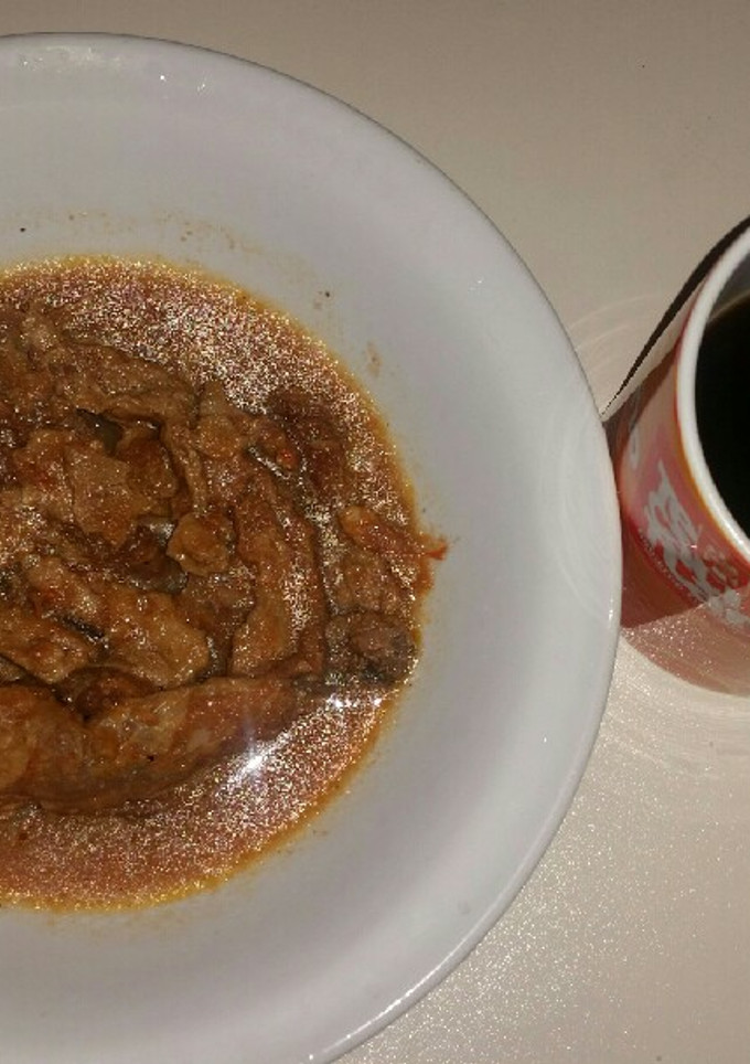 Una foto de Chicharrón en Salsa de Jitomate de 1 día antes