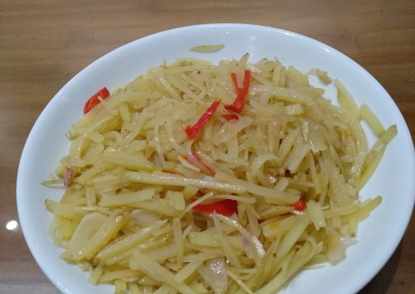 Tumis kentang simpel