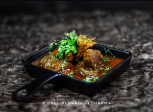 A picture of Mutton Rogan josh.