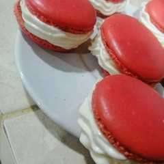 Una foto de Macarrons de queso crema
