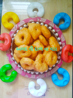 અડદ ની દાળ ના વડા (Urad Dal Vada Recipe In Gujarati) રેસીપી મુખ્ય ફોટો