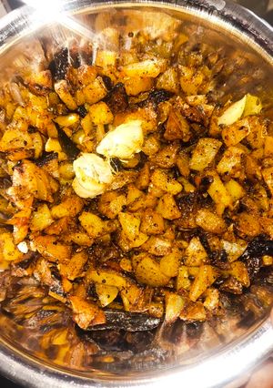 A picture of Simple potato fry.