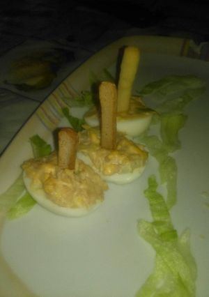 Una foto de Huevos rellenos