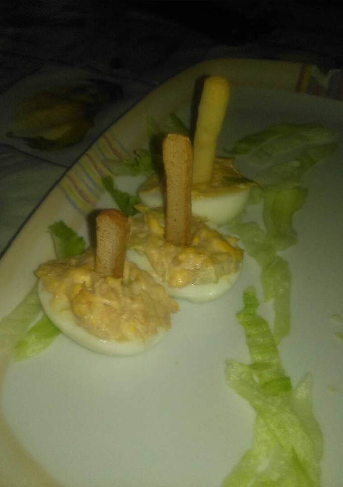 Una foto de Huevos rellenos