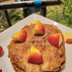 A picture of Apple pan cake.