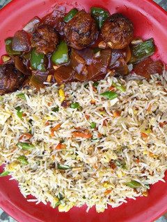 சைனீஸ் மிக்ஸ்டு பிரைடு ரைஸ் (Chinese mixed fried Recipe in Tamil) செய்முறை முக்கிய புகைப்படம்