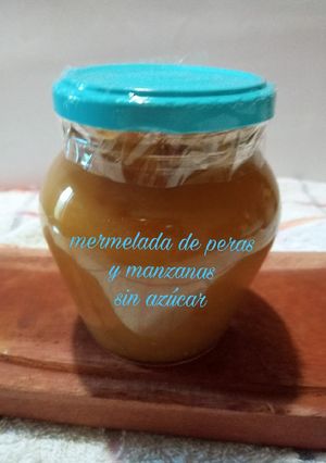 Una foto de Mermelada de manzanas y peras. "Sin azúcar agregada"
