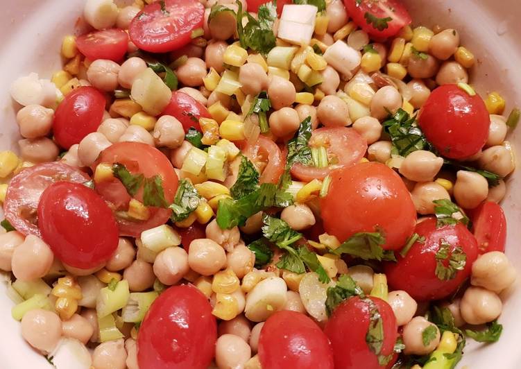 Ensalada de Garbanzos y Tomates Cherry