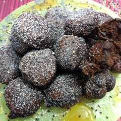 Una foto de Buñuelos con harina de algarroba y copos de avena molidos