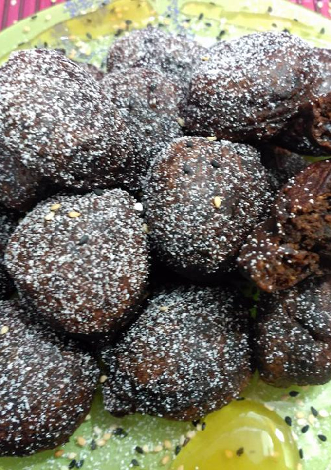 Una foto de Buñuelos con harina de algarroba y copos de avena molidos