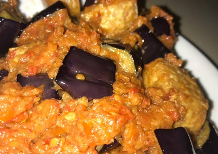 Recipe of Homemade Tofu Eggplant with chili and tomato sauce (Terong Balado)
