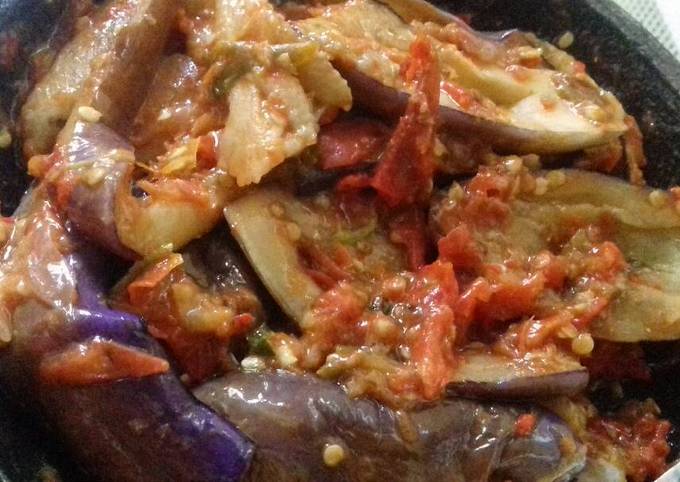 Yuk intip, Bagaimana cara bikin Sambal Terasi Terong Ungu  sesuai selera