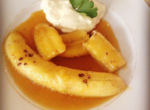 Una foto de Banana Flambé