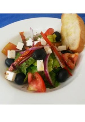 Una foto de Ensalada Griega