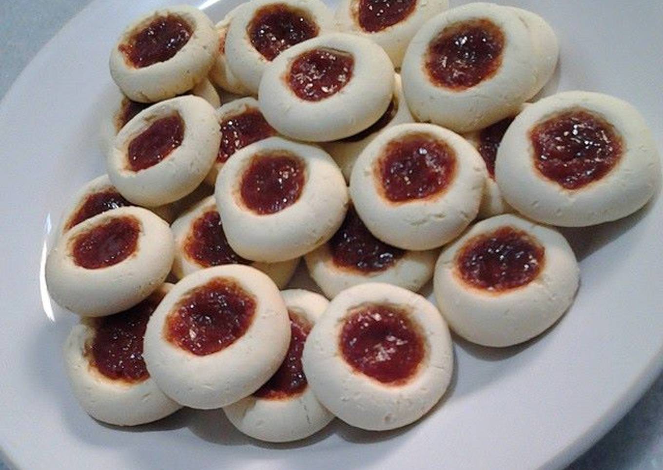 Galletas con mermelada de guayaba
