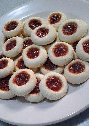 Una foto de Galletas con mermelada de guayaba