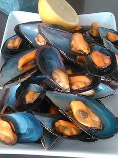 Una foto de Mejillones al vapor 