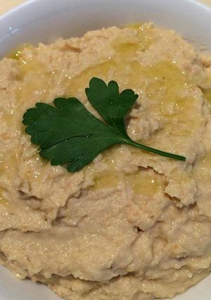 Una foto de Hummus
