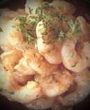 Salteado de camarones