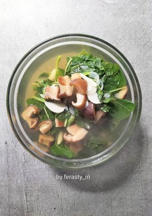 Foto resep Sayur Bening Bayam dan Jamur Shiitake