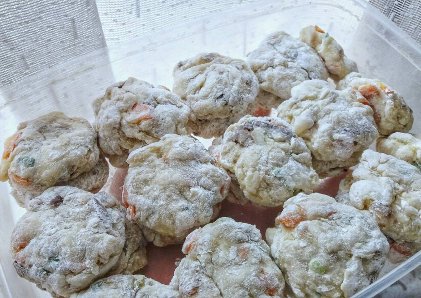 Cireng Sayur / Fried Tapioca and Veggie Cakes