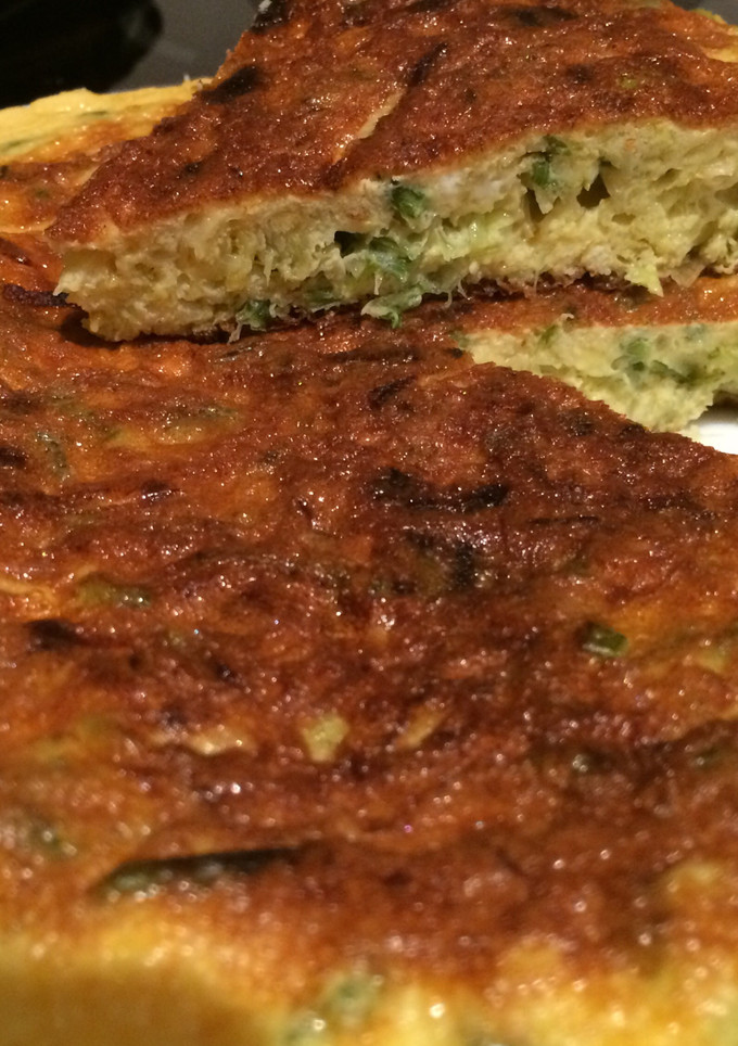 Una foto de Tortilla de cebolla de verdeo