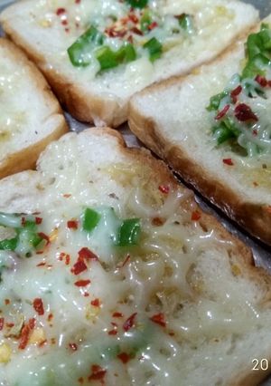 A picture of Garlic bread.