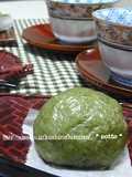 Grandma's Mugwort Manju