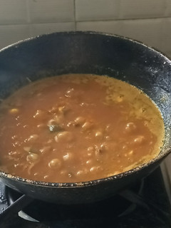 🍲🥘🍲பாசிப்பயறு குழம்பு🍲🥘🍲 (Paasipayaru kulambu recipe in tamil) செய்முறை முக்கிய புகைப்படம்