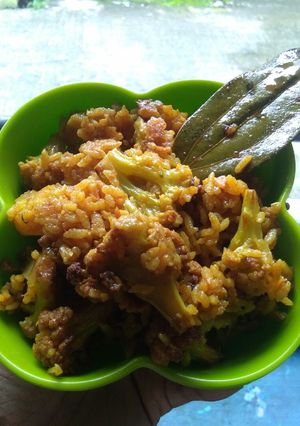 ফুলকপির মুড়িঘন্ট (phulkopir murighonto recipe in bengali) রেসিপির প্রধান ছবি
