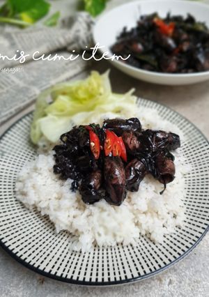 Foto resep Tumis Cumi Item