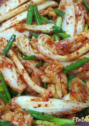 Hình của món Kim chi cải thảo muối xổi 배추걸절이.