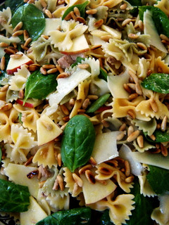 Una foto de Ensalada de pasta diferente