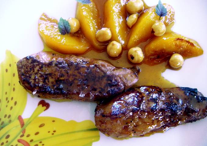 Foie con melocotones al caramelo de mistela Receta de Lub- Cookpad