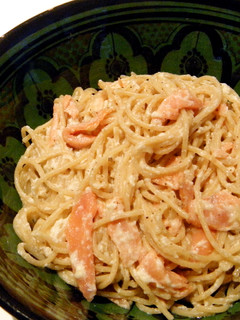 Una foto de Carbonara light de salmón