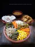 Pecel Banjur Spesial (pake Bendara Muda & Daun Melinjo)