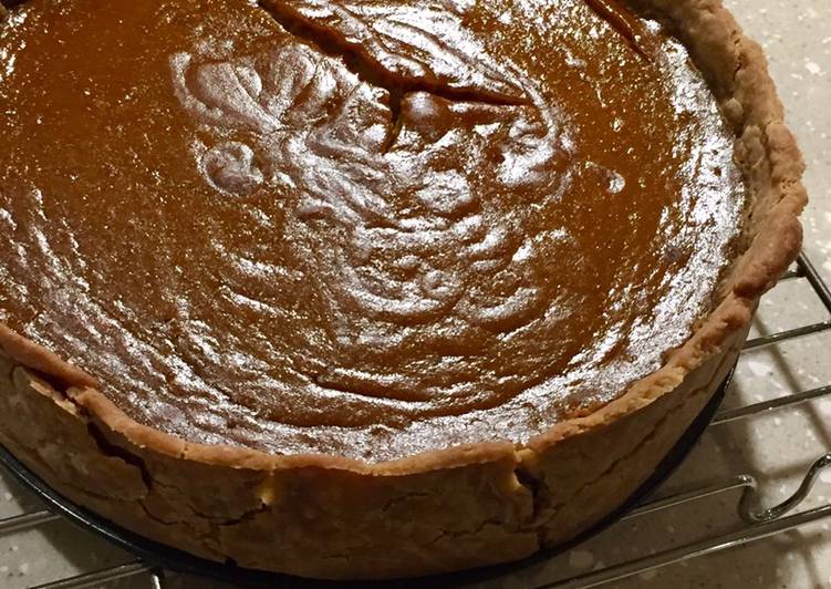 Simple Way to Make Super Quick Sweet Pumpkin Pie With a Buckwheat Crust (Gluten &amp; Dairy Free) 🥧 🎃